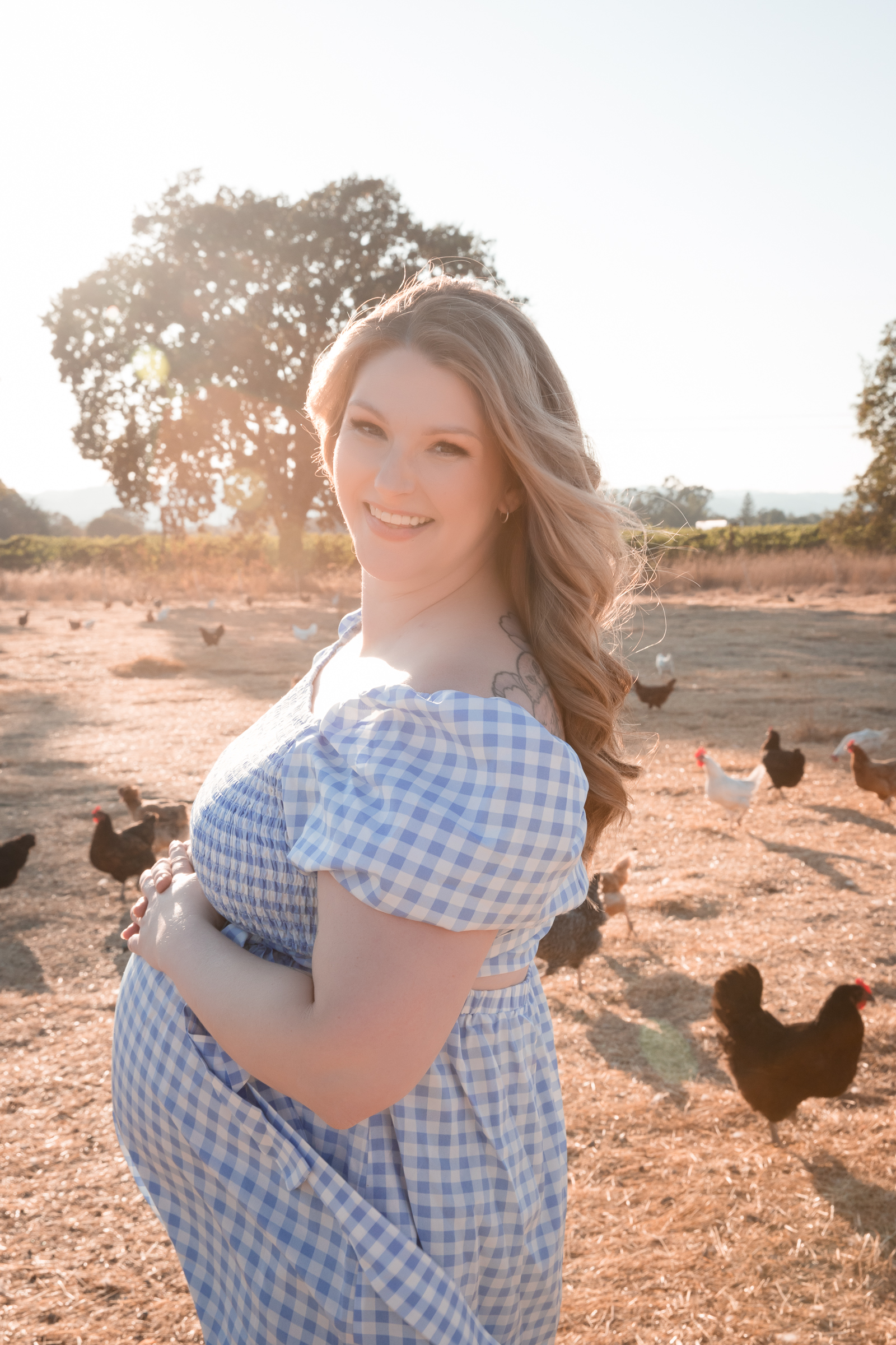 country woman smiling pregnant